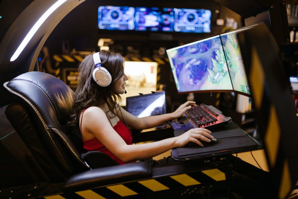 10 Ways To Make Your Game Streaming Channel More Popular 3 pexels rodnae productions 7915364